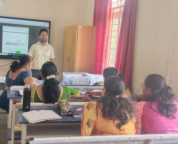 Teacher Training at Soundarya School Image 3